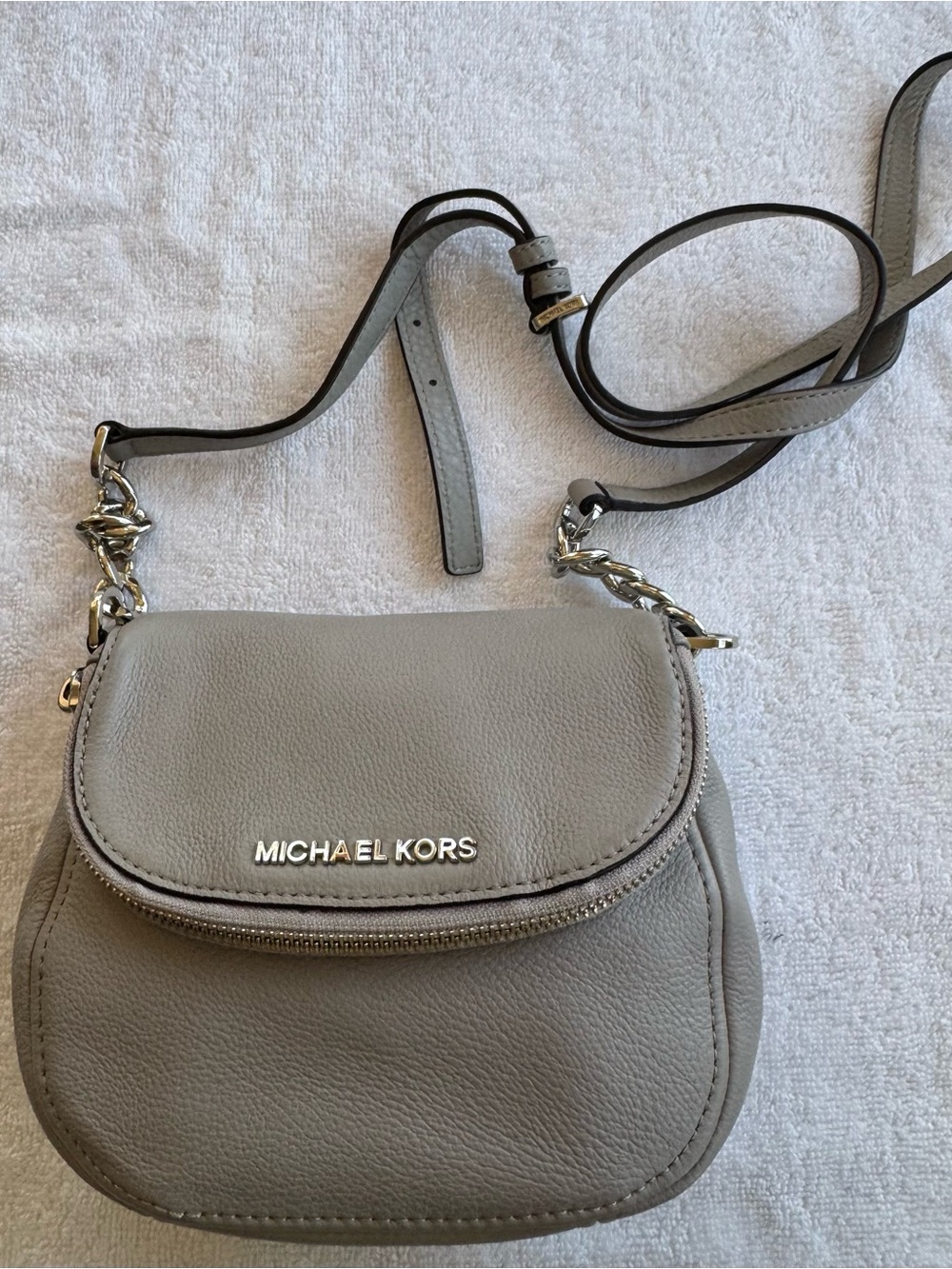 Michael Kors Bedford Gray Leather Crossbody Bag Silver Chain 32S4SBFC2L